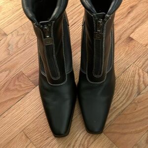 Timberland booties. Like new